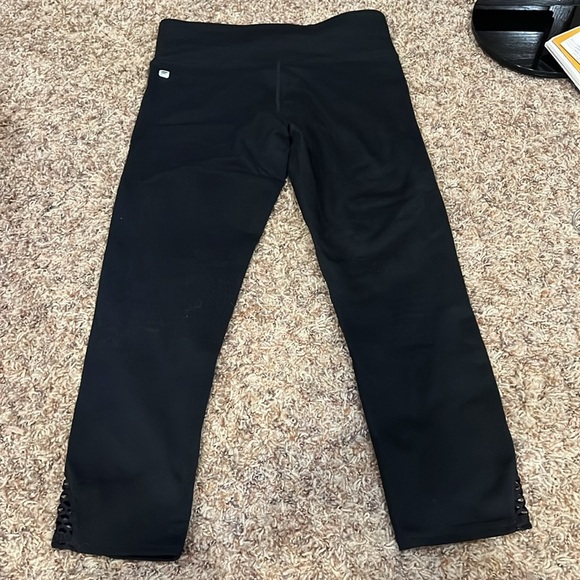 Fabletics Leggings - Picture 3 of 4